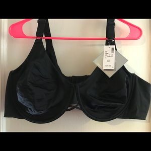 NWT Black Avenue Bra 52C Back Smoother